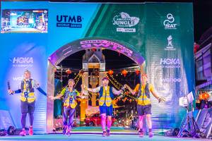 BIB: 4140
                            <button type="button" onclick="openModal(21813823)" class="btn btn-primary btn-sm float-right btn-popup" data-toggle="modal" data-target=".modal-high-quality">
                        <i class="fas fa-shopping-cart"></i> Add to Cart
                    </button>
                                            <button type="button" onclick="isThisMe(21813823, true)" class="btn btn-success btn-sm float-right btn-popup btn-isme hidden" data-toggle="tooltip" data-placement="bottom" title="นี่คือรูปของคุณใช่ไหม คลิกที่นี่เพื่อเอาเข้าอัลบั้ม">
                        <i class="fas fa-plus"></i> Add to album
                    </button>
                    <button type="button" onclick="isThisMe(21813823, false)" class="btn btn-warning btn-sm float-right btn-popup btn-isnotme hidden">
                        <i class="fas fa-ban"></i> Remove from album
                    </button>